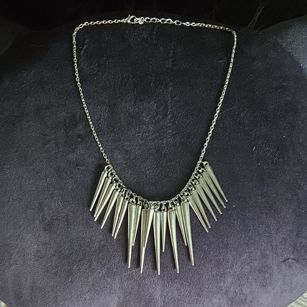 Lightweight Silver Spike Necklace